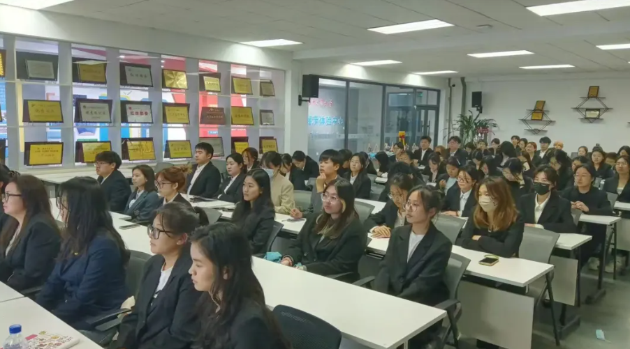 屏幕截图 2025-04-27 231833.png