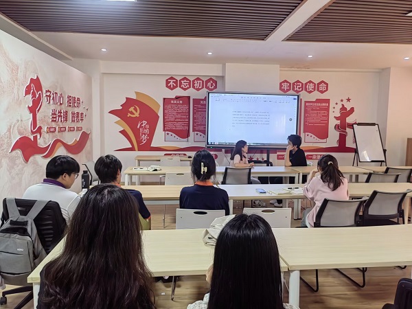 朋辈心理帮扶情景模拟现场.jpg
