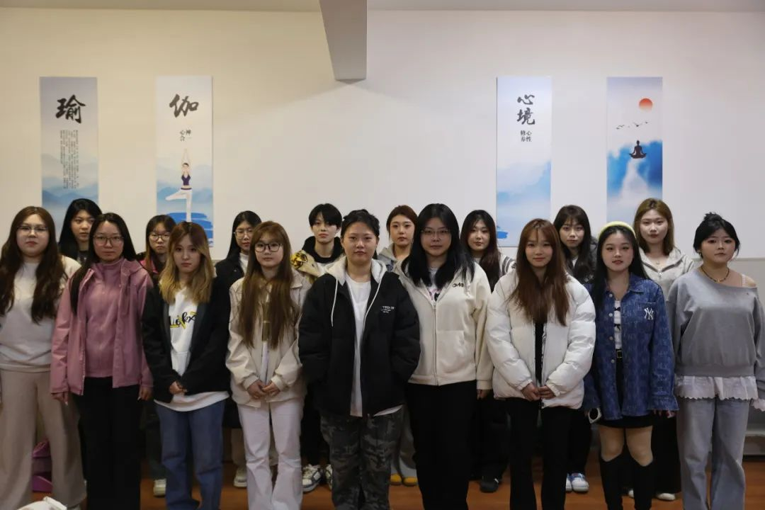 化妆礼仪活动3.png 化妆礼仪活动3.png