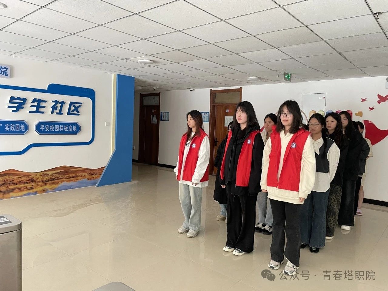 1ebd25fe939c1d3d0d7a7e87de2ed1f1.jpg 1ebd25fe939c1d3d0d7a7e87de2ed1f1.jpg