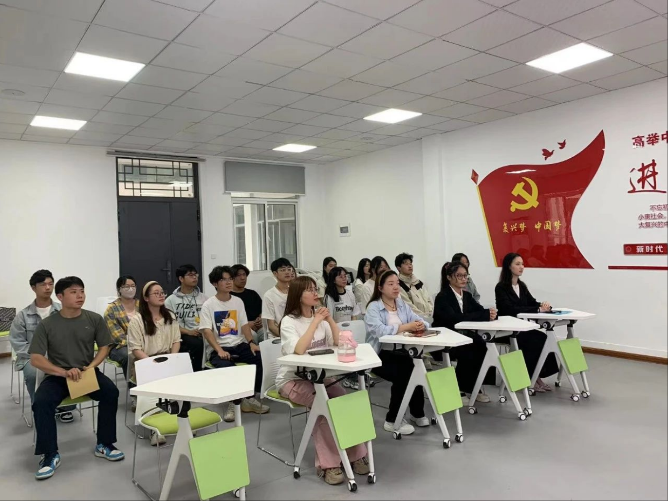 wechat_2025-04-28_083858_018.png