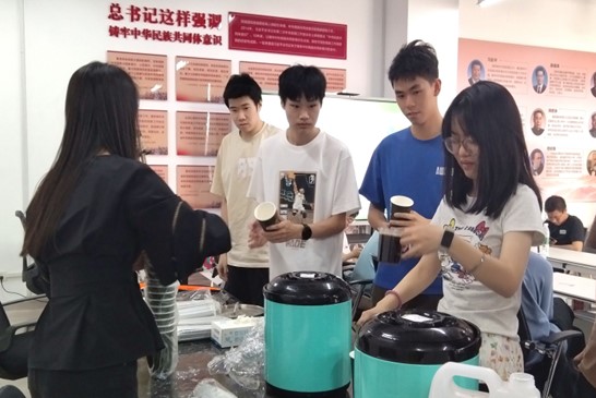 图片6.jpg 图片6.jpg