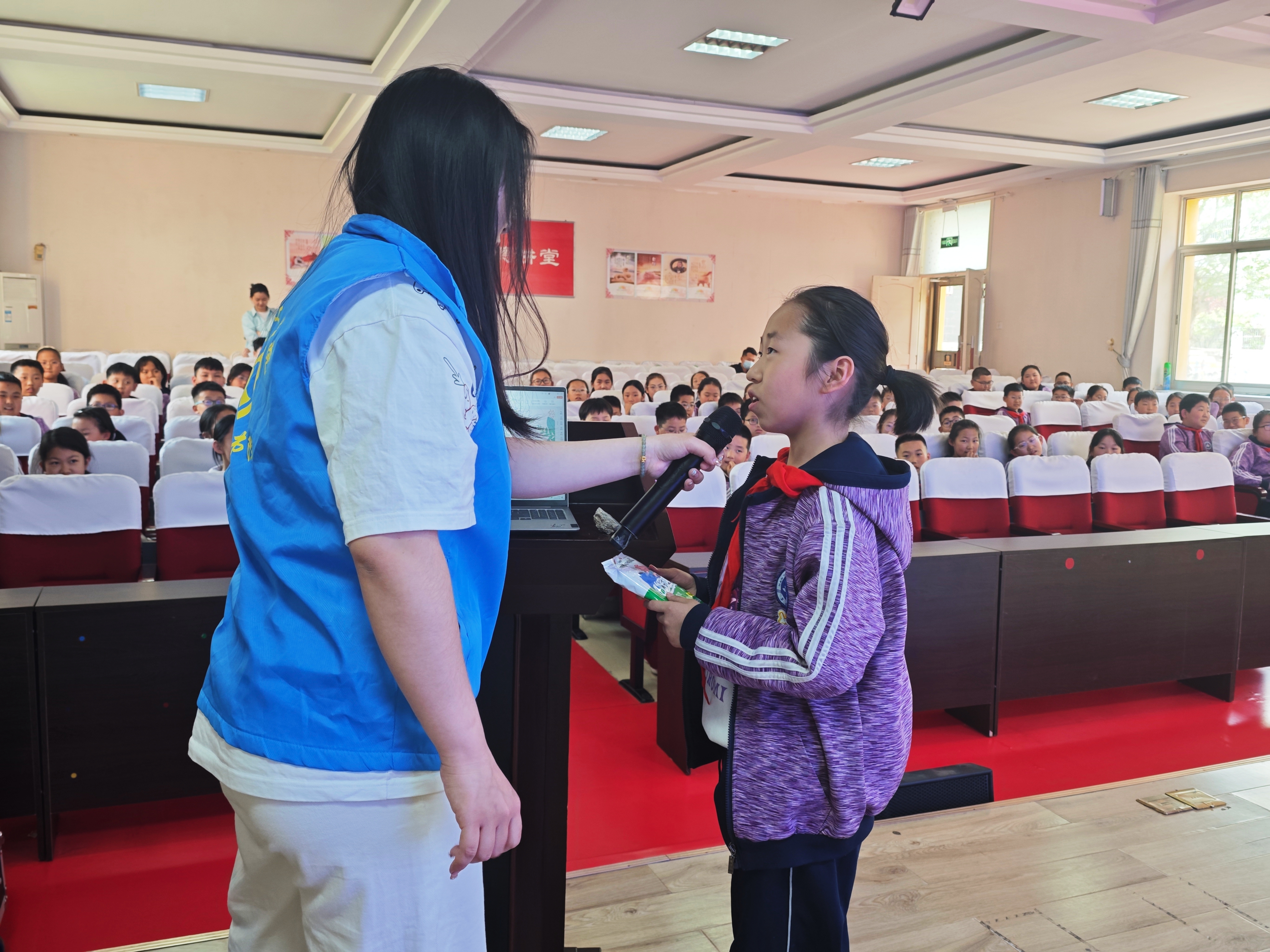 实践育人浇灌法治幼苗,创新互动筑牢校园防线8.jpg 实践育人浇灌法治幼苗,创新互动筑牢校园防线8.jpg