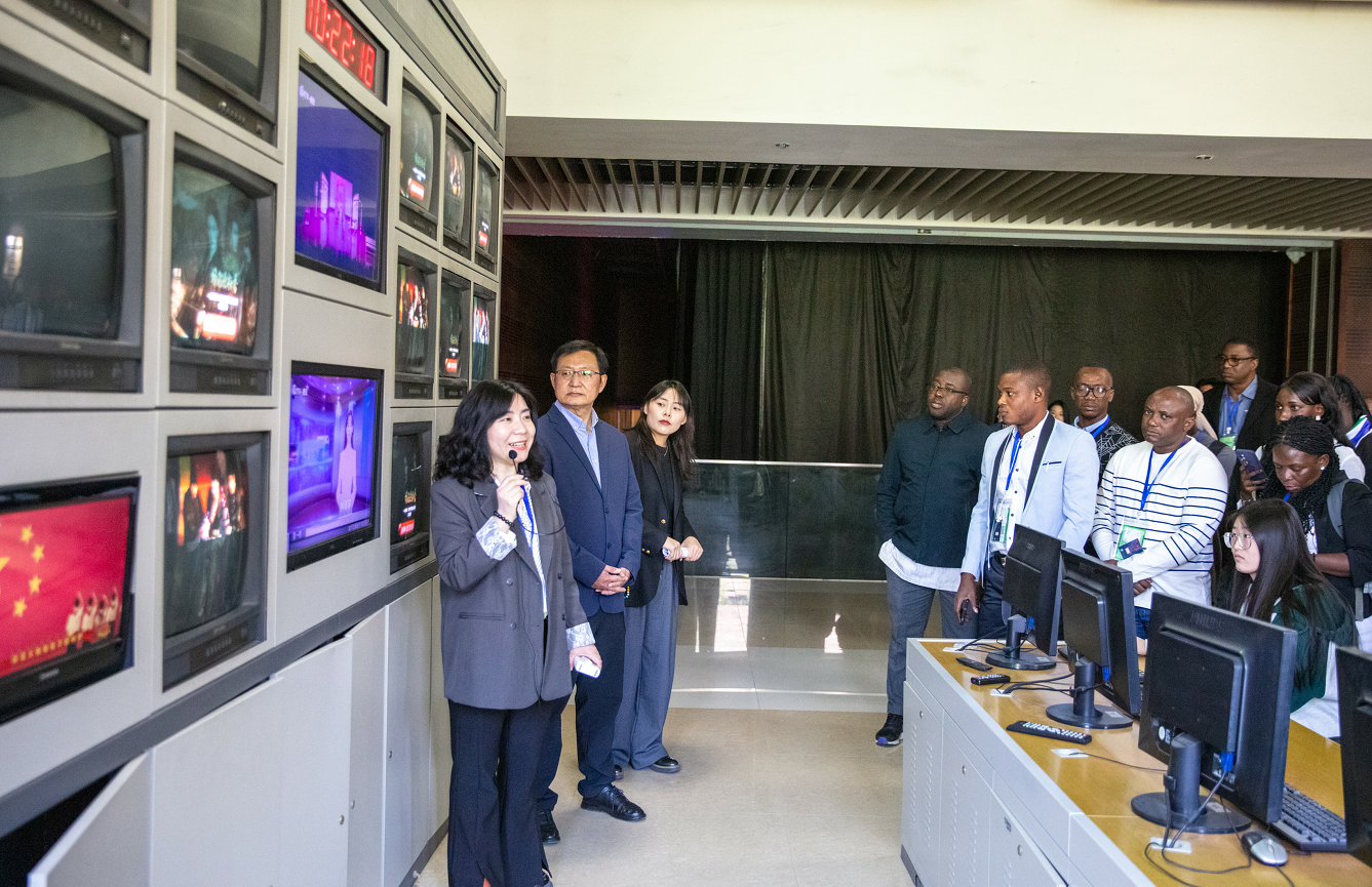 微信图片_20250429095128.png 微信图片_20250429095128.png