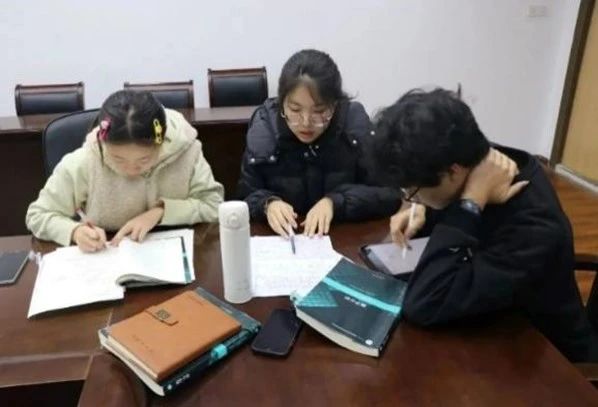 微信图片_20250429202955.jpg
