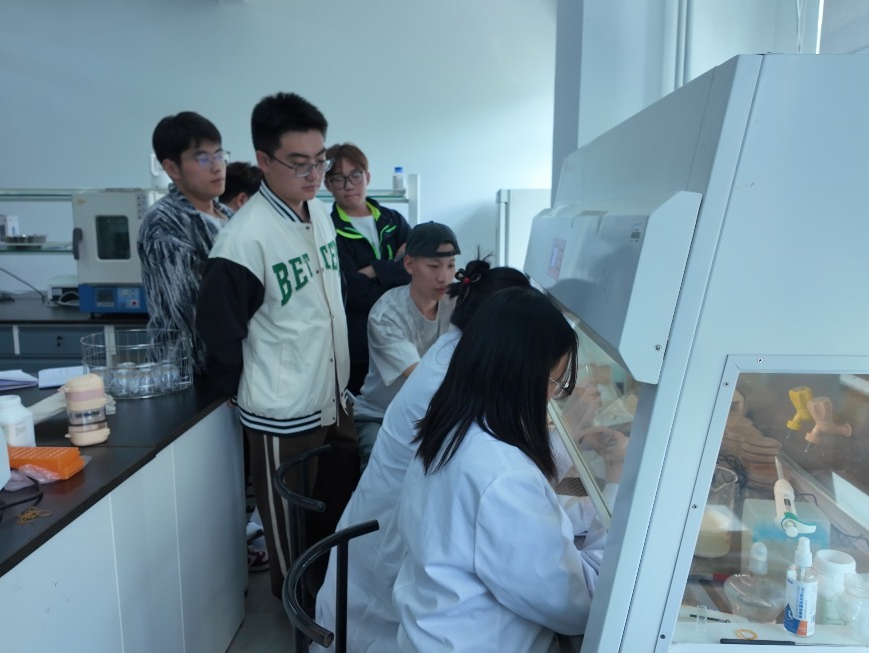 图片6.png 图片6.png