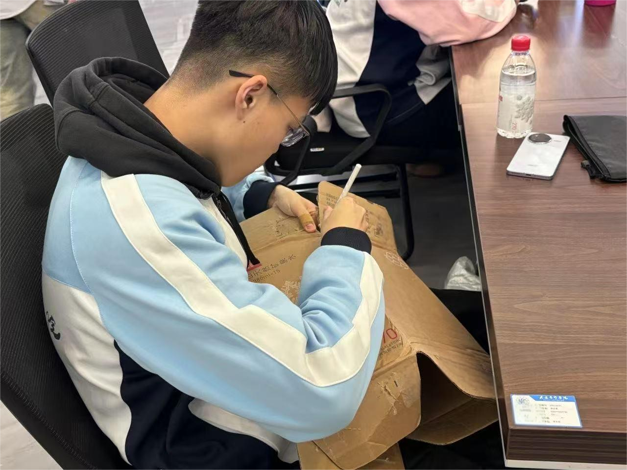 图片9.png 图片9.png