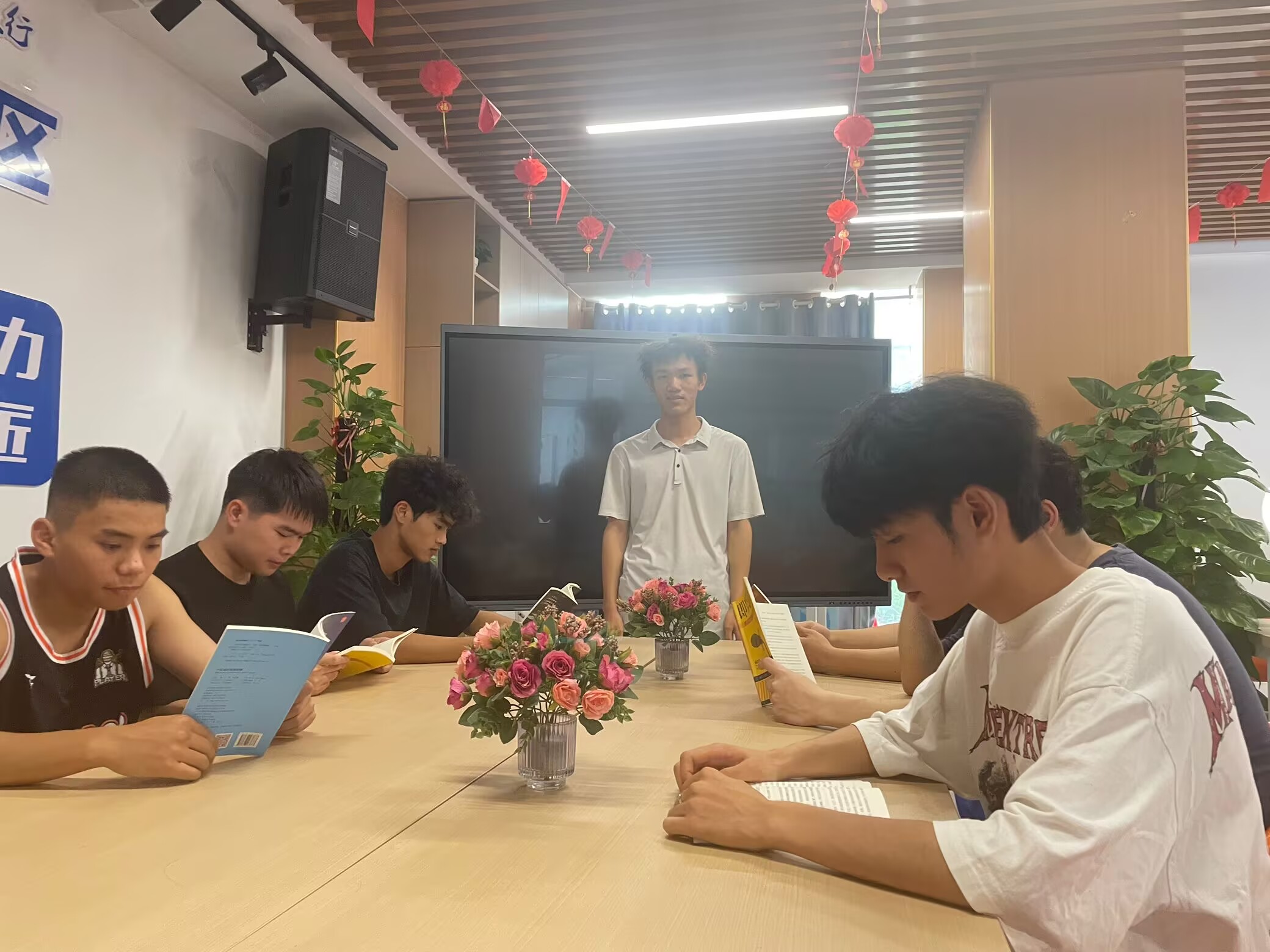 图片2：活动现场照片2.jpg