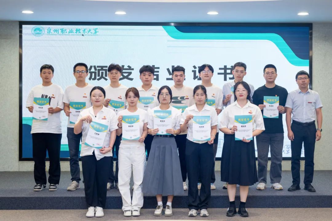 微信图片_20250430174937.jpg 微信图片_20250430174937.jpg