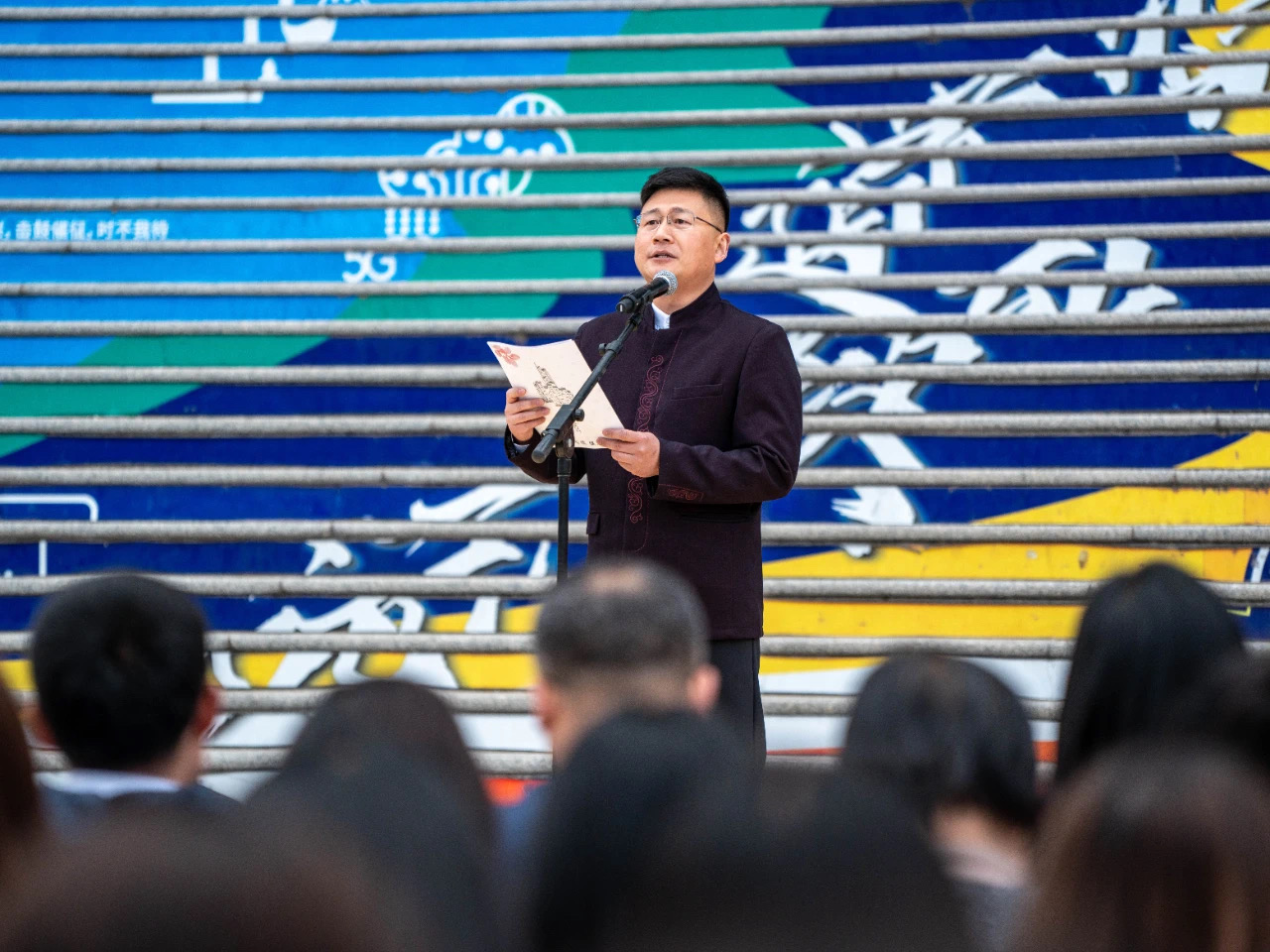 曹长亮朗读《当我真正开始爱自己》节选.jpg 曹长亮朗读《当我真正开始爱自己》节选.jpg