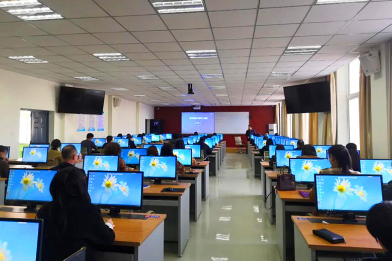 “一网通办”专题培训.png “一网通办”专题培训.png