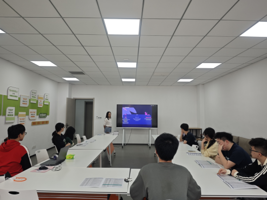 留学规划沙龙现场.png