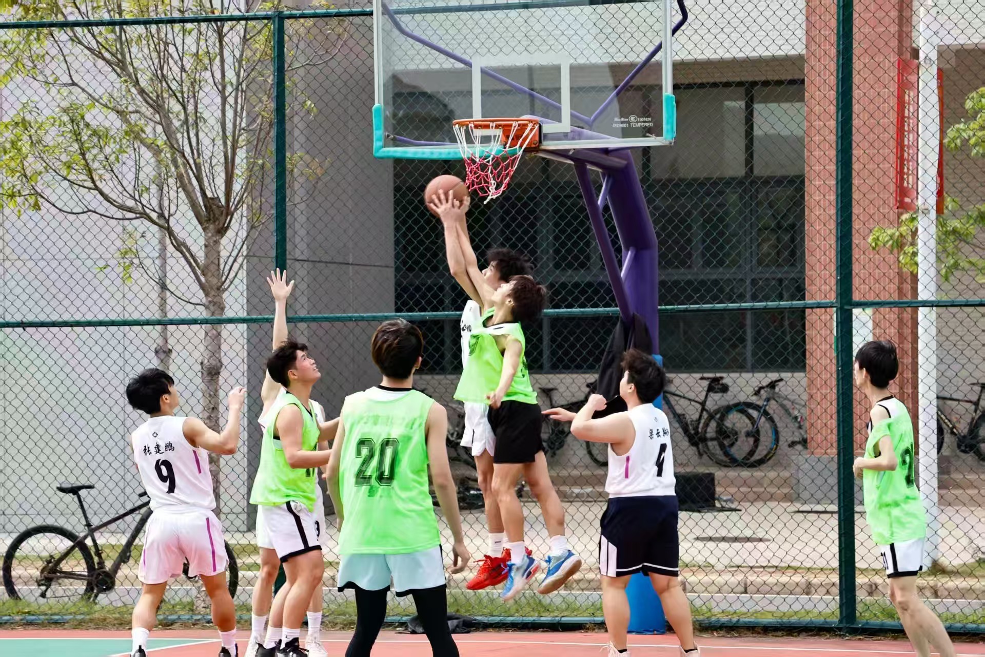 篮球赛2.jpg