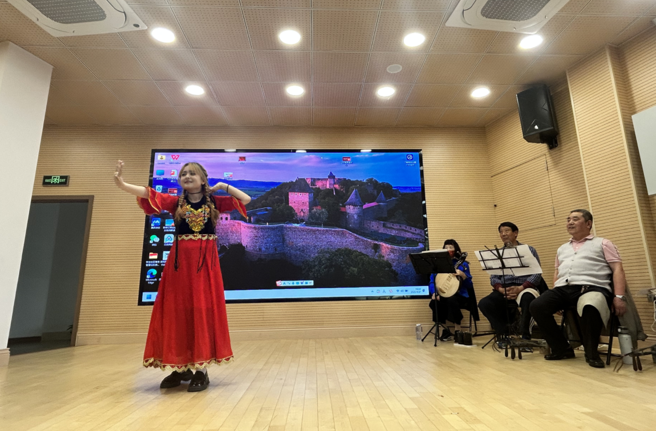 390ab69c81b541470b584a1b561d7fc.png 390ab69c81b541470b584a1b561d7fc.png