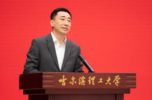 校党委副书记赵水杉寄语青年.jpg