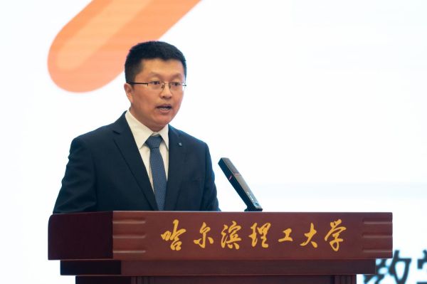 第11届“哈尔滨理工大学青年五四奖章”获得者韩继超事迹分享.jpg