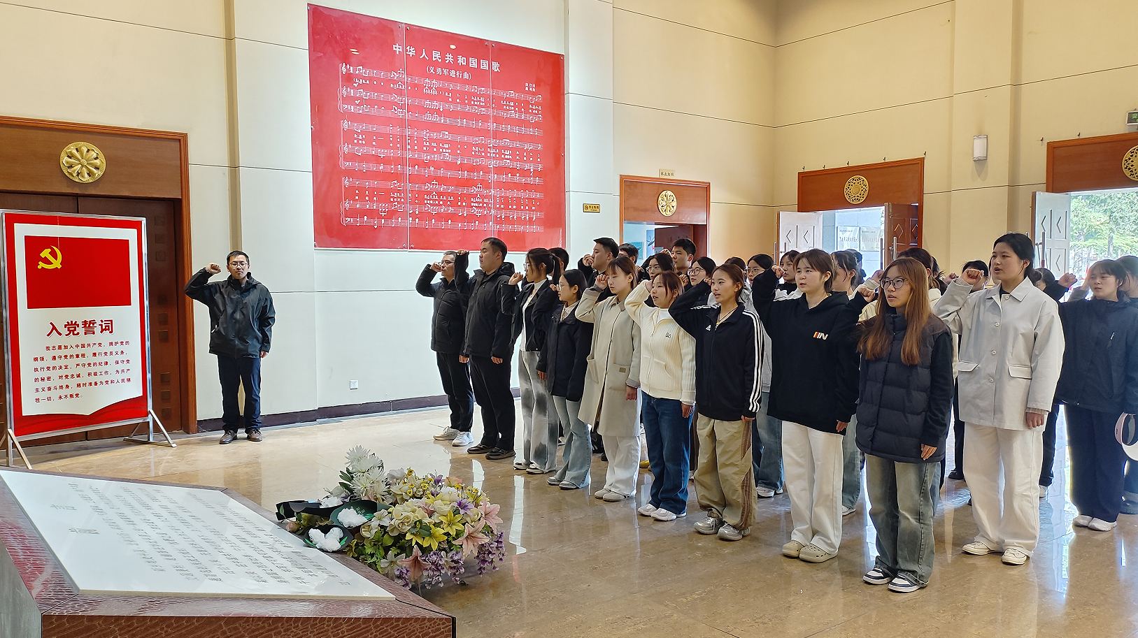 屏幕截图 2025-05-06 123652.png