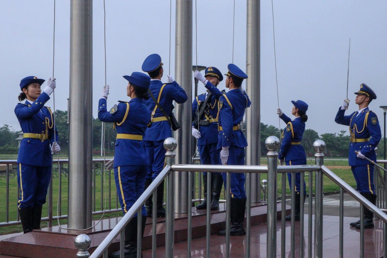 升旗4.jpg