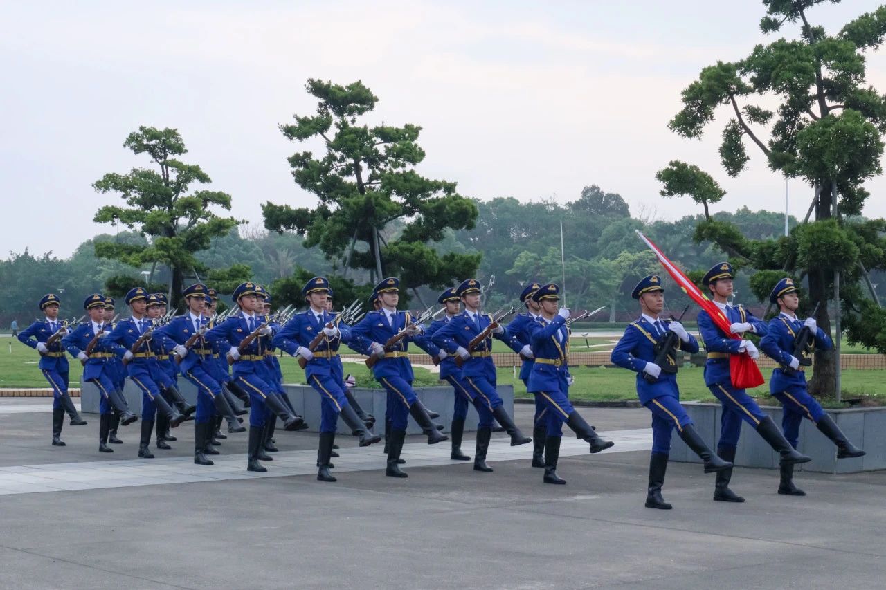 升旗3.jpg