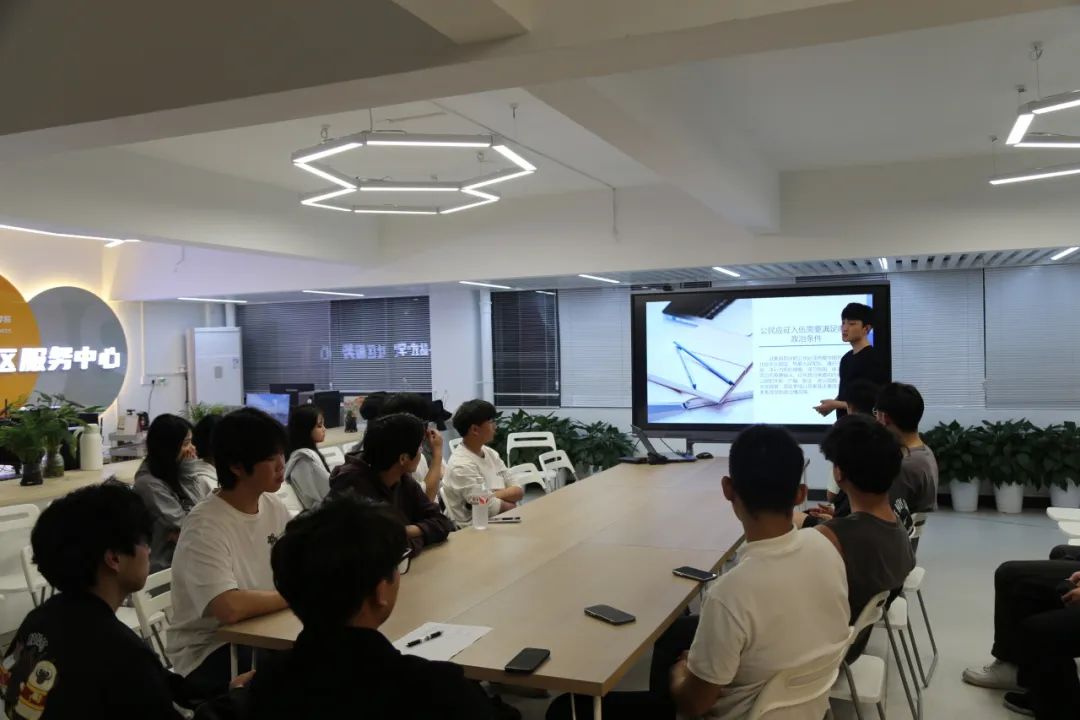 征兵入伍政策解读 .jpg 征兵入伍政策解读 .jpg