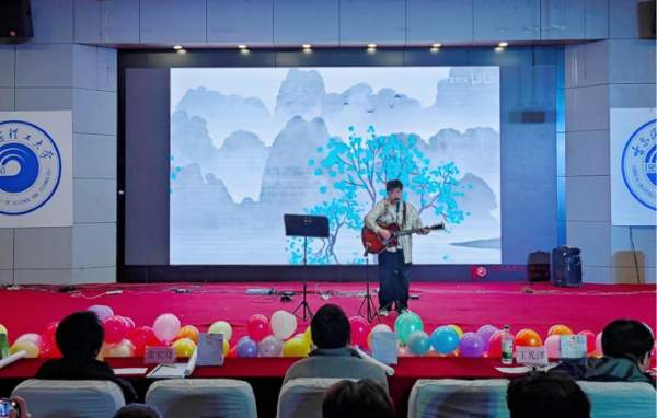 建工学院 李子一 吉他演奏《醉赤壁》.png