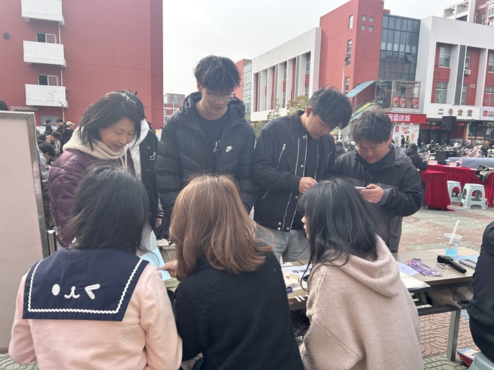 ca227b5b-13d6-4f7a-8806-4ed62800eb92.jpg ca227b5b-13d6-4f7a-8806-4ed62800eb92.jpg