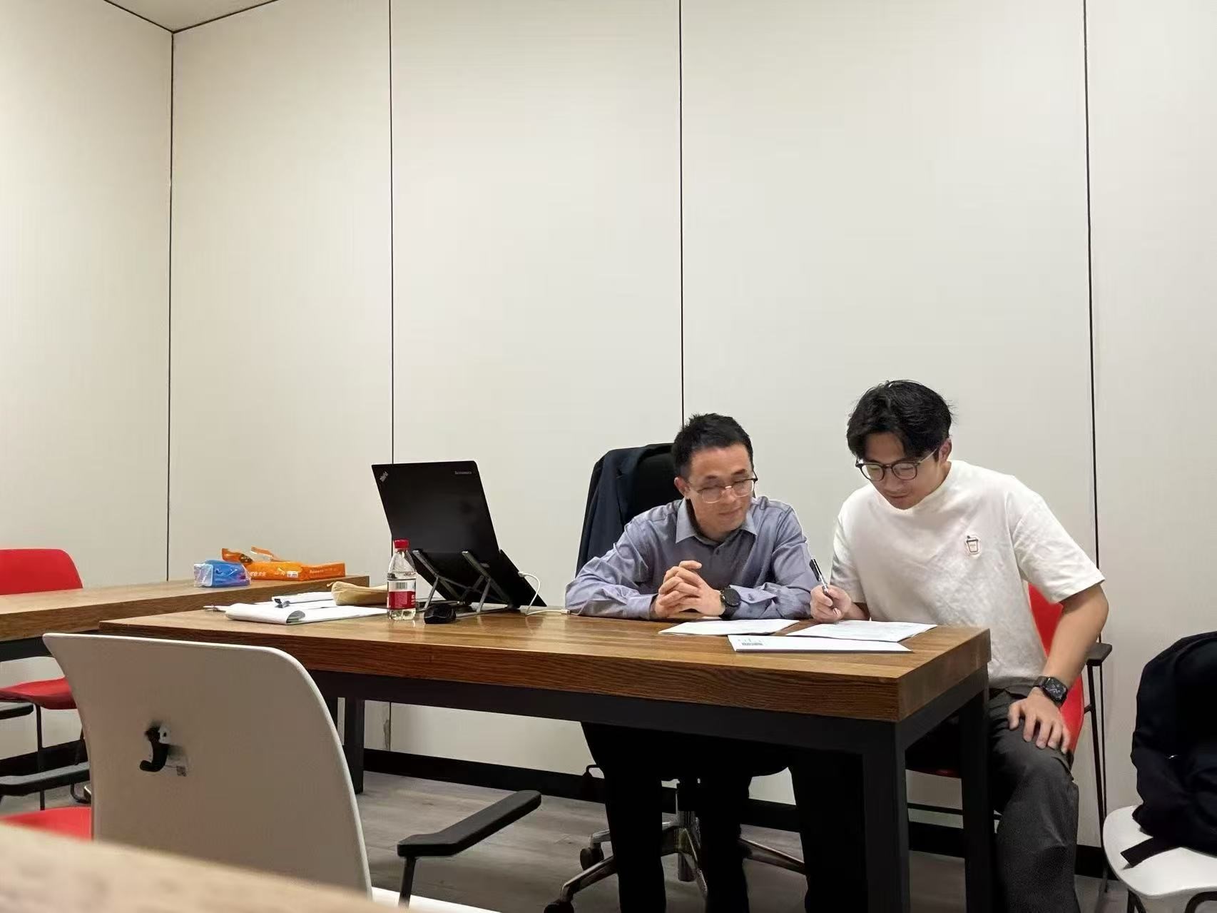 数学学院.jpg