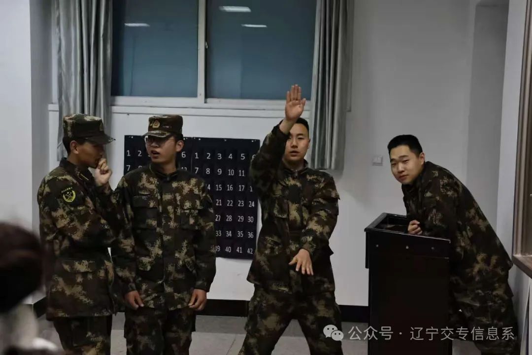 38e42e43f5a5e3449960bcfc1219dee.jpg 38e42e43f5a5e3449960bcfc1219dee.jpg