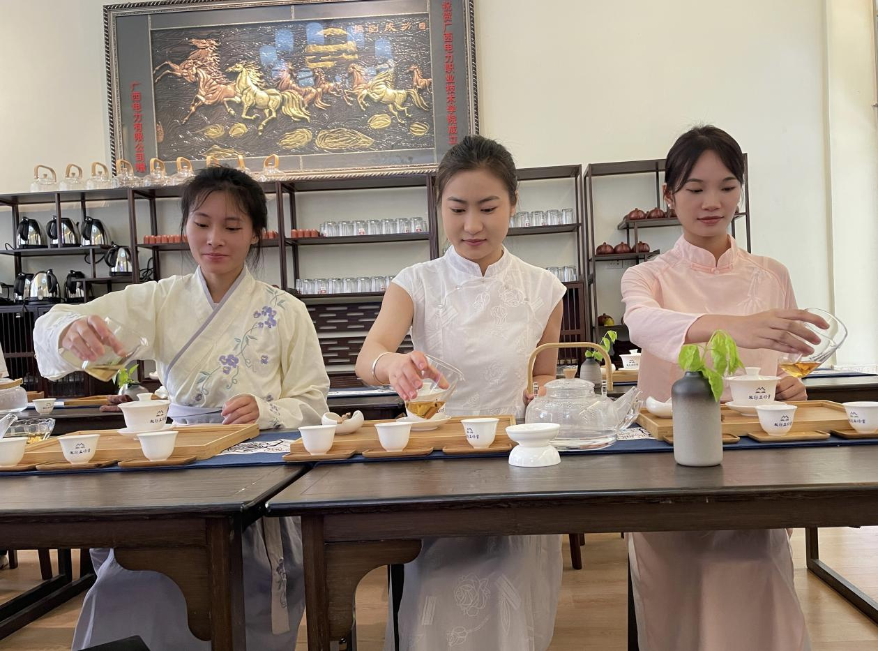 活动现场2.png 活动现场2.png