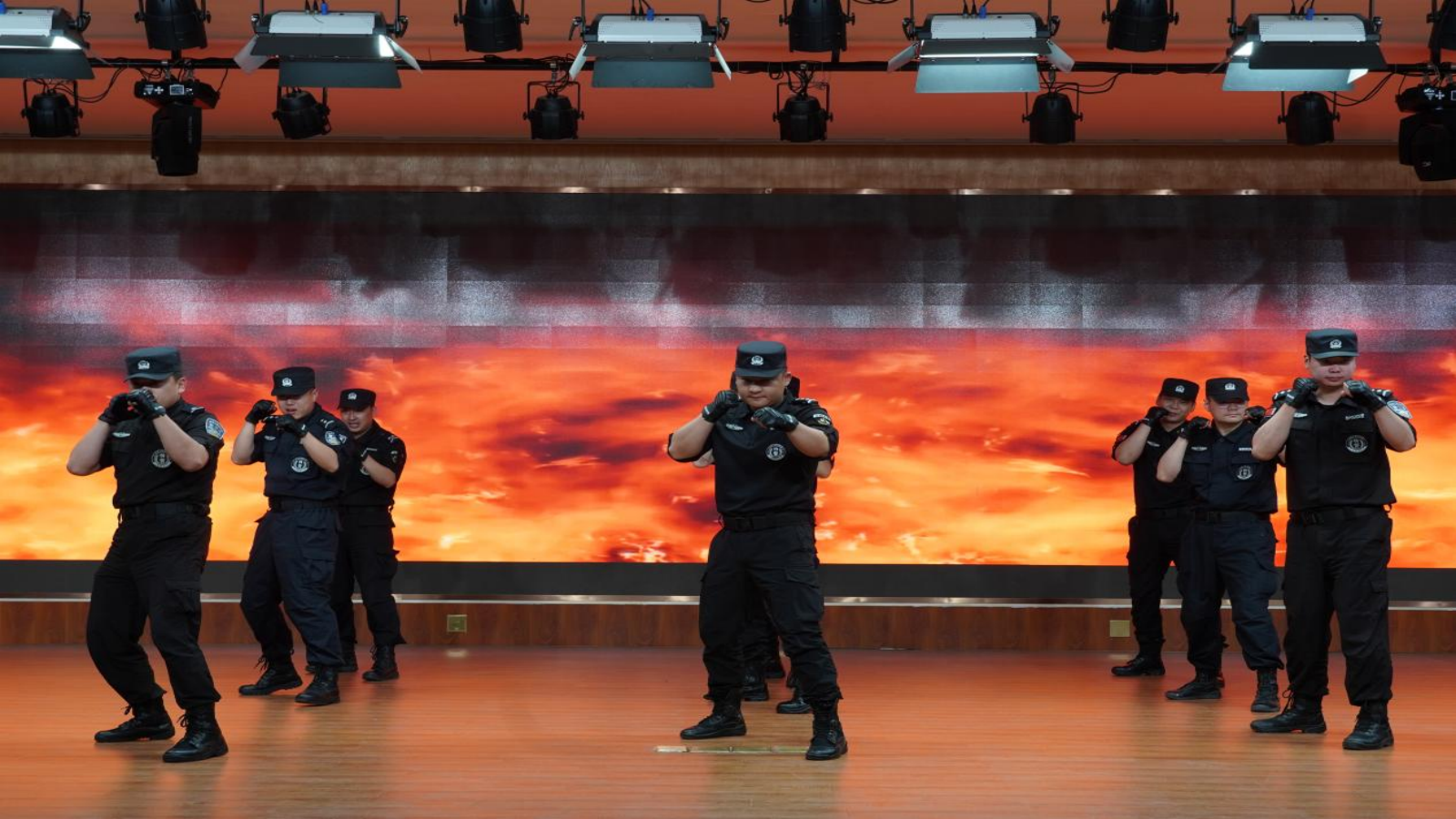 20250516194713350.png 20250516194713350.png