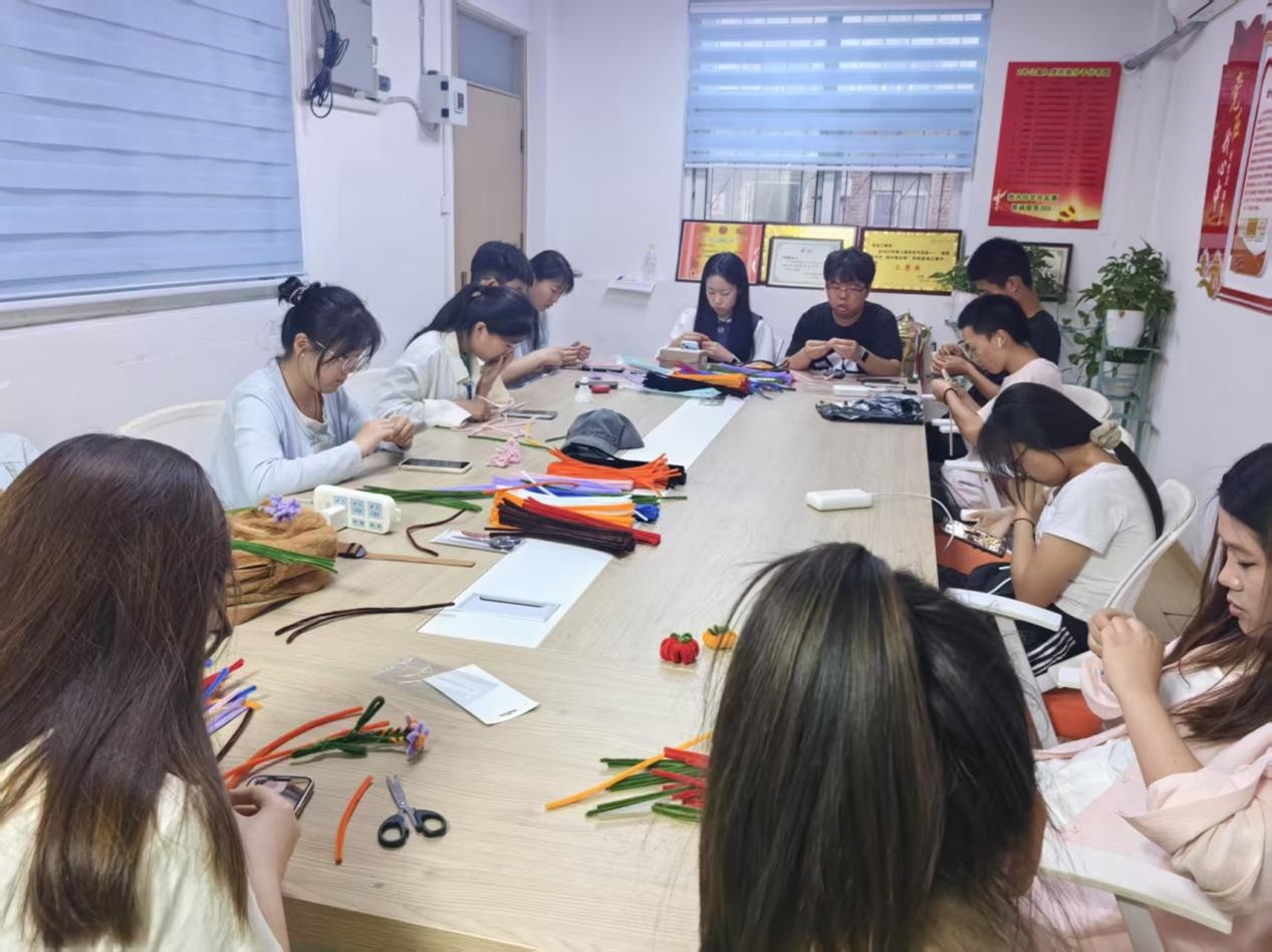 图片2.jpg 图片2.jpg