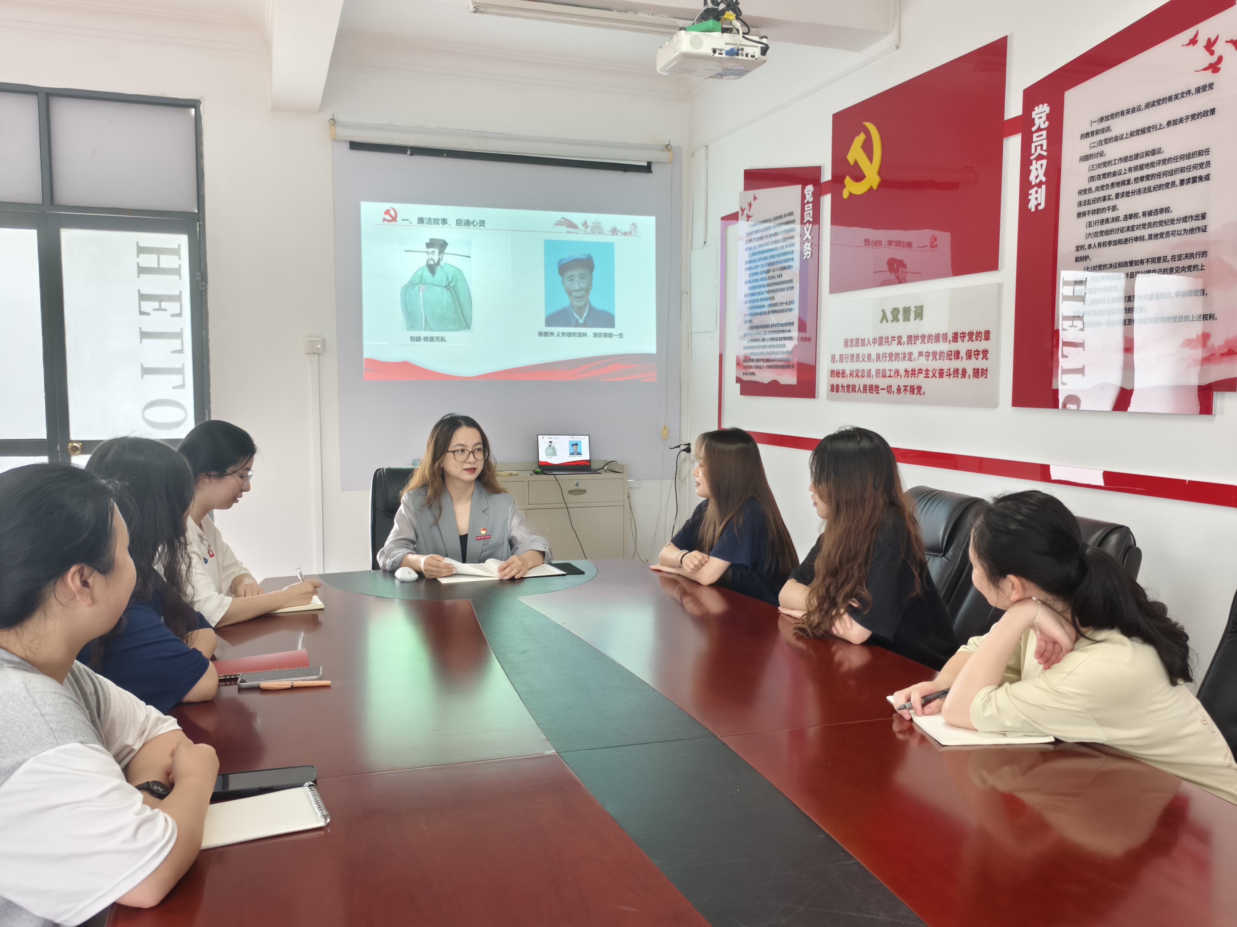 学前教育学院王月茹：廉洁故事润心田，青春之花向阳开.jpg