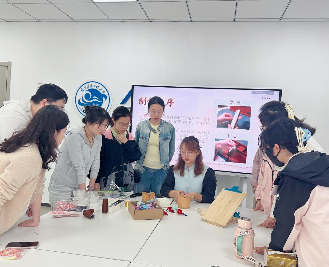 活动现场.png 活动现场.png