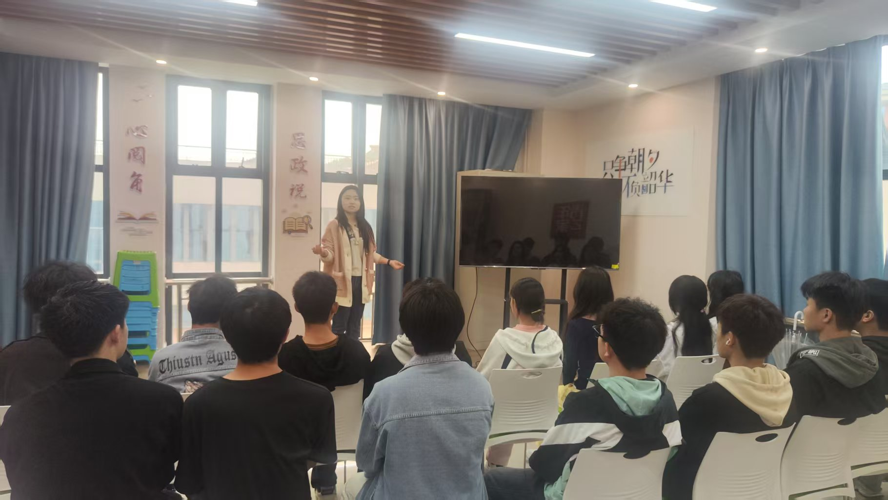 图片4.png 图片4.png