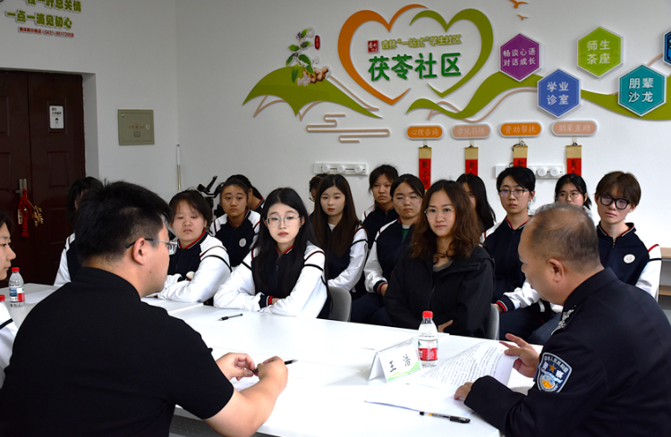 屏幕截图 2025-05-28 145945.png 屏幕截图 2025-05-28 145945.png