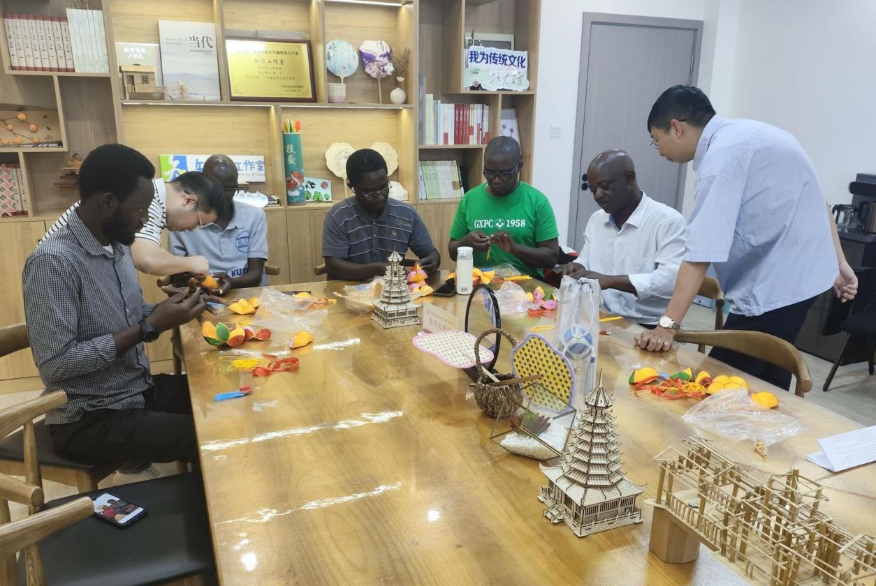 图片8.jpg 图片8.jpg