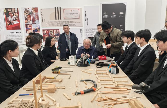 图片4.png 图片4.png