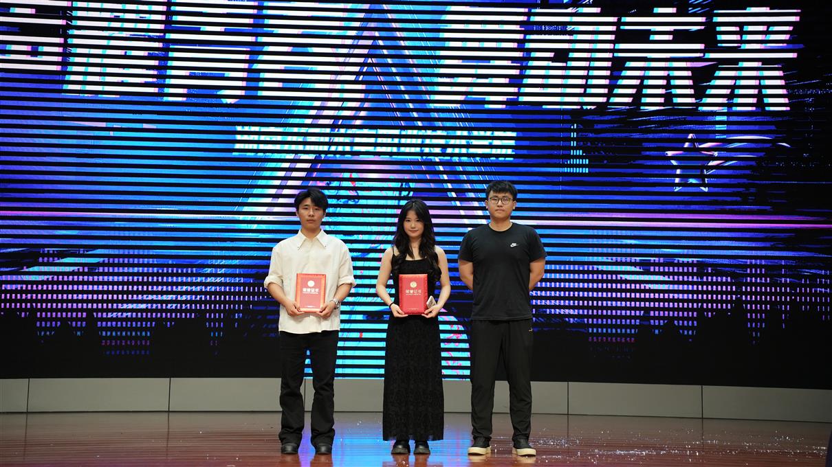 第十七届校园文化艺术节系列活动:“声耀青春·舞动未来”校园歌舞大赛圆满落幕4.png 第十七届校园文化艺术节系列活动:“声耀青春·舞动未来”校园歌舞大赛圆满落幕4.png