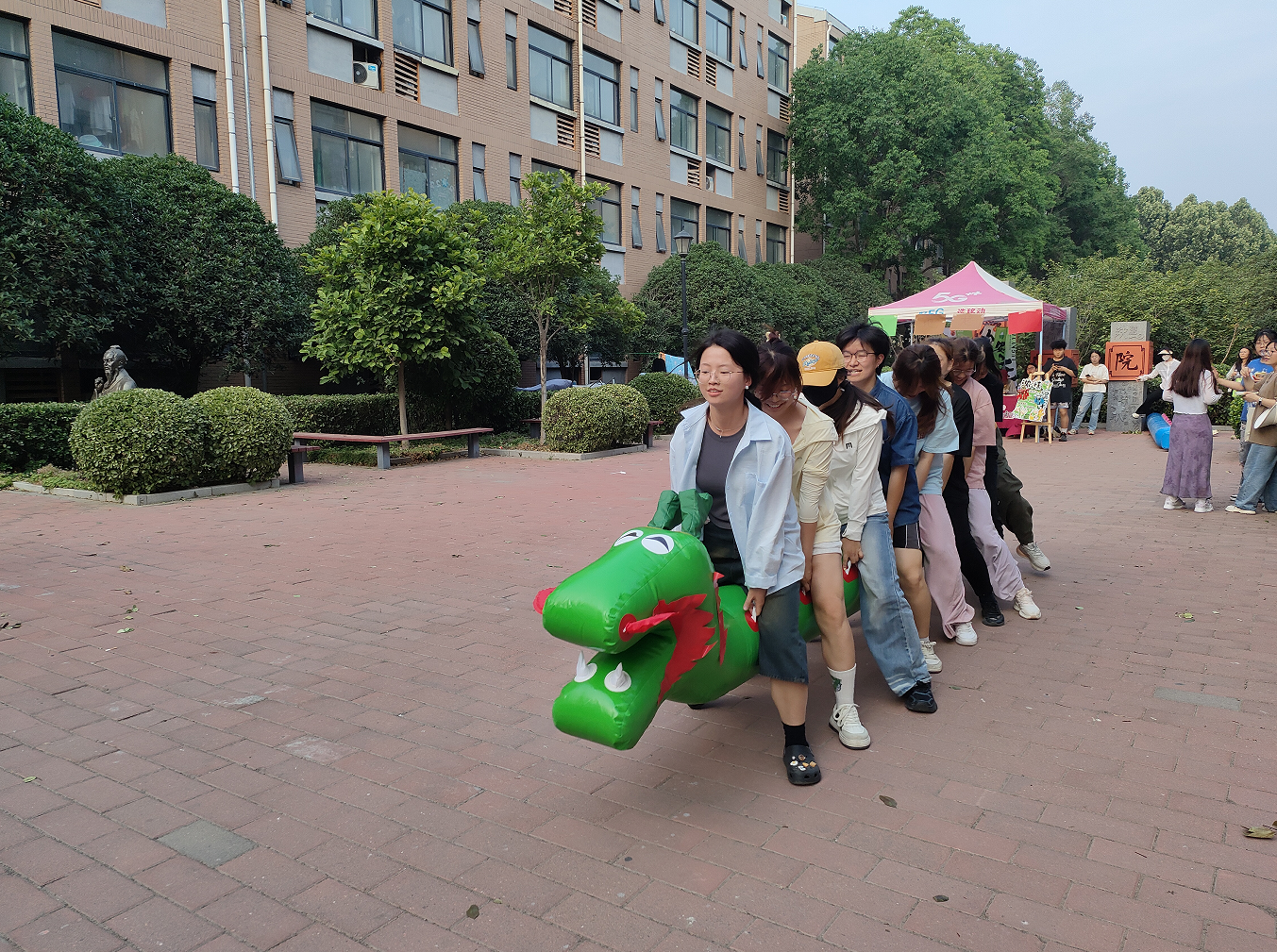 屏幕截图 2025-06-04 230453.png 屏幕截图 2025-06-04 230453.png