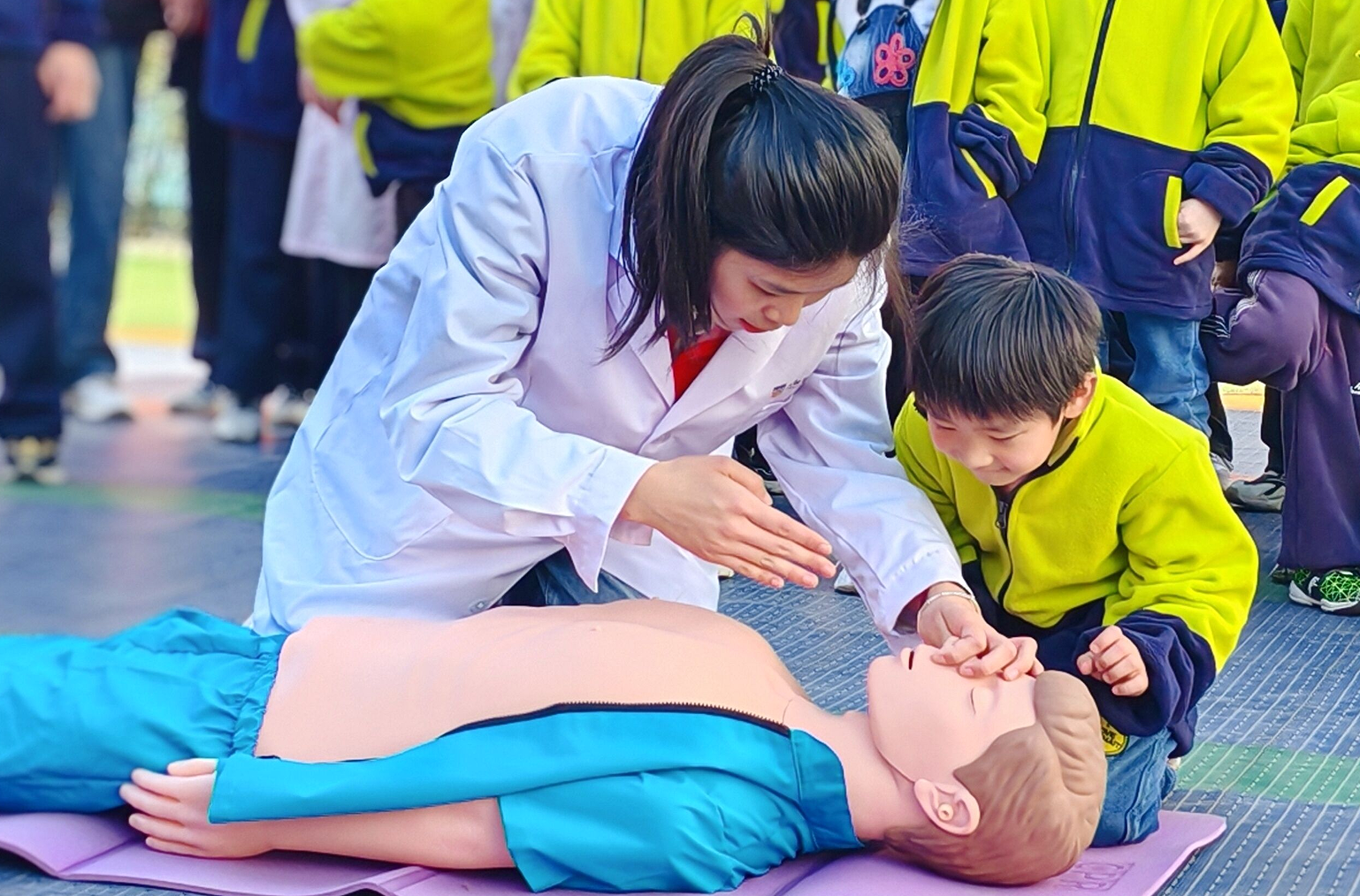 屏幕截图 2025-06-04 232000.png 屏幕截图 2025-06-04 232000.png