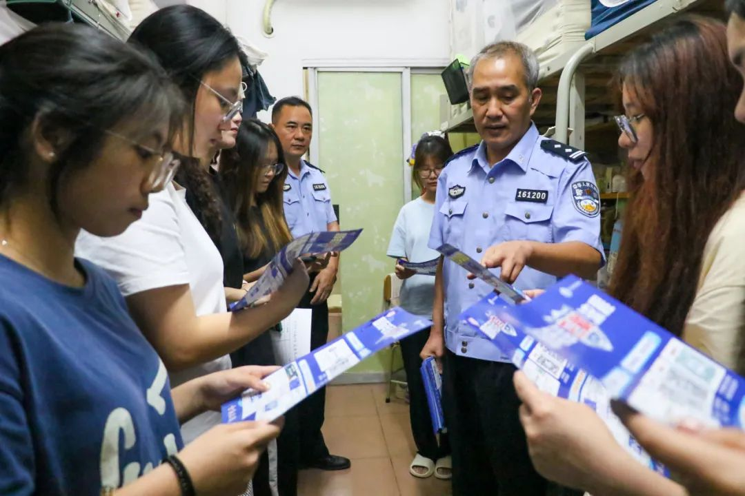 图片4.png 图片4.png