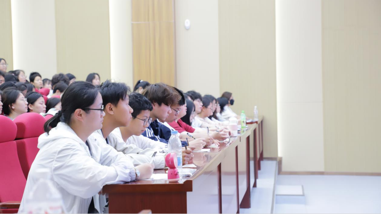 20250527204957323.png 20250527204957323.png