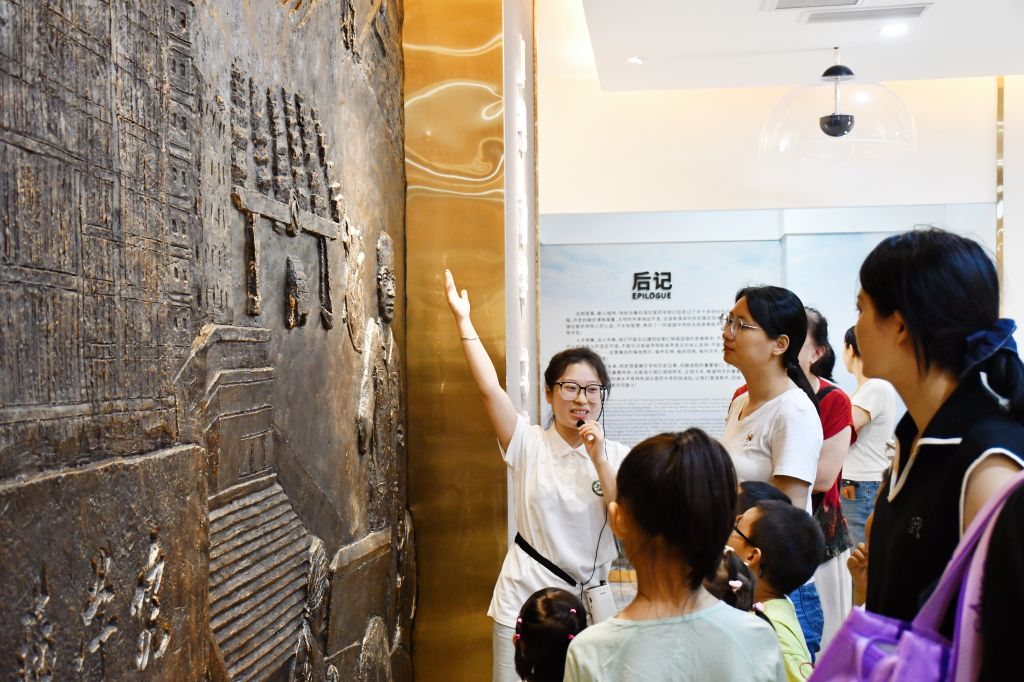 55596E1E79E256C9A9D8F4C2E4A_08C6F27A_21C3A.jpg 55596E1E79E256C9A9D8F4C2E4A_08C6F27A_21C3A.jpg