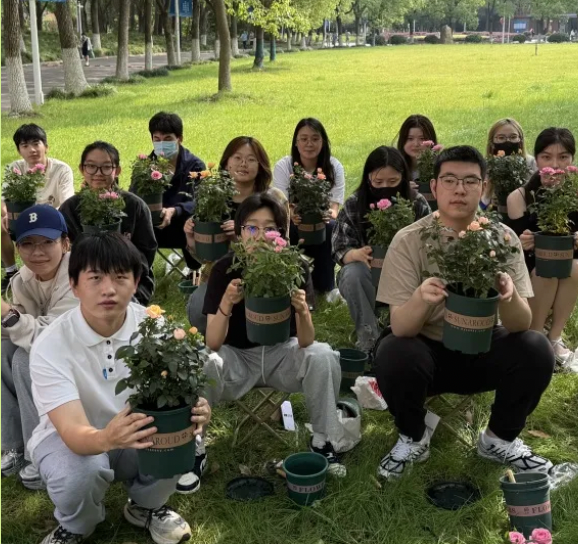 截屏2025-06-09 下午9.30.39.png 截屏2025-06-09 下午9.30.39.png