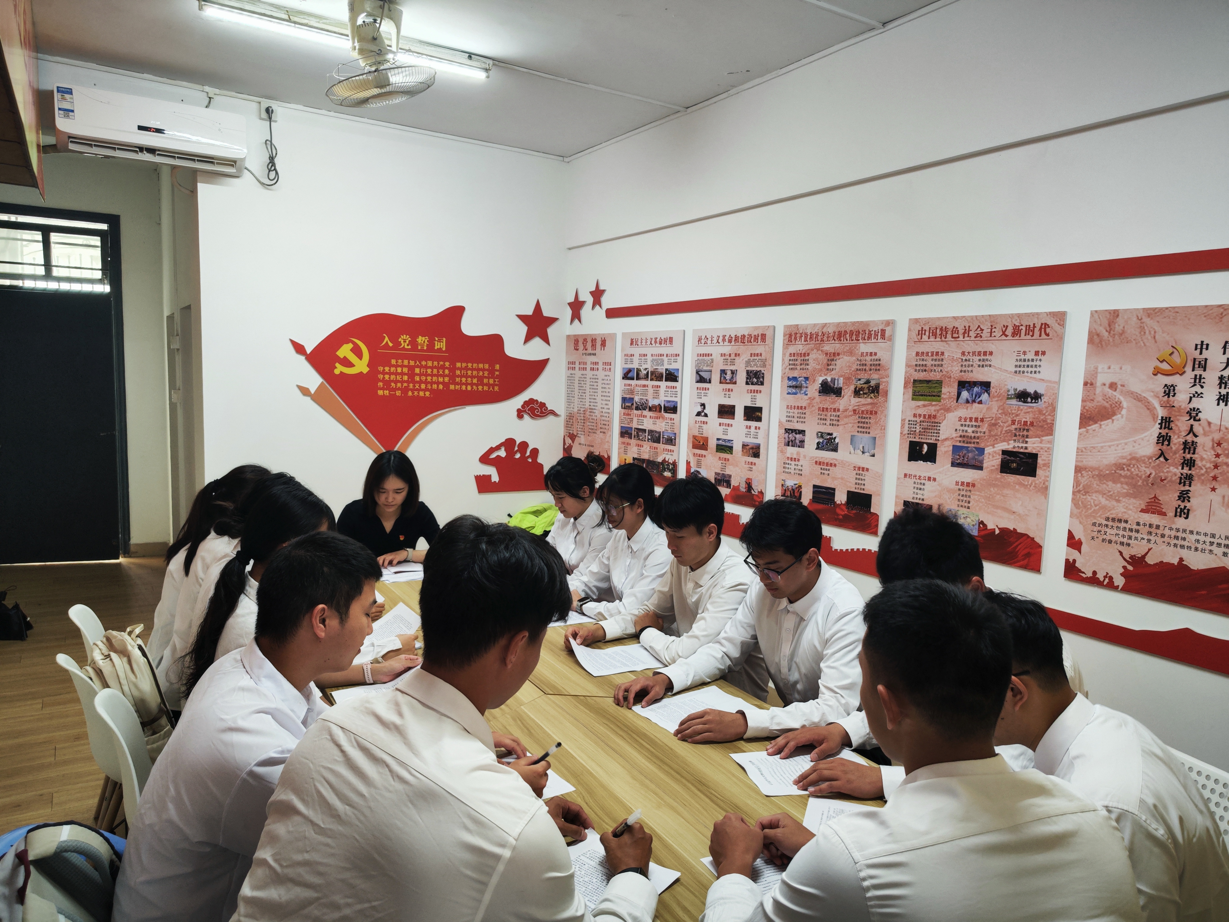 05fd134903ef4418bf3f968927ecba4.jpg 05fd134903ef4418bf3f968927ecba4.jpg