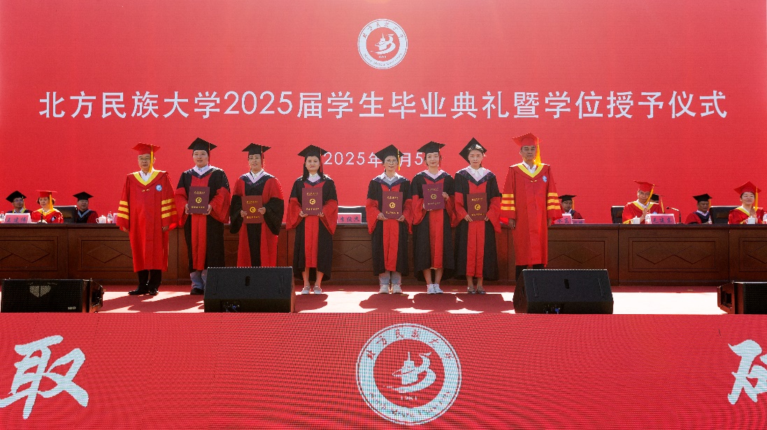 FBDA09D05EB86810374E0701D29_85BD1F91_4D306.jpg FBDA09D05EB86810374E0701D29_85BD1F91_4D306.jpg