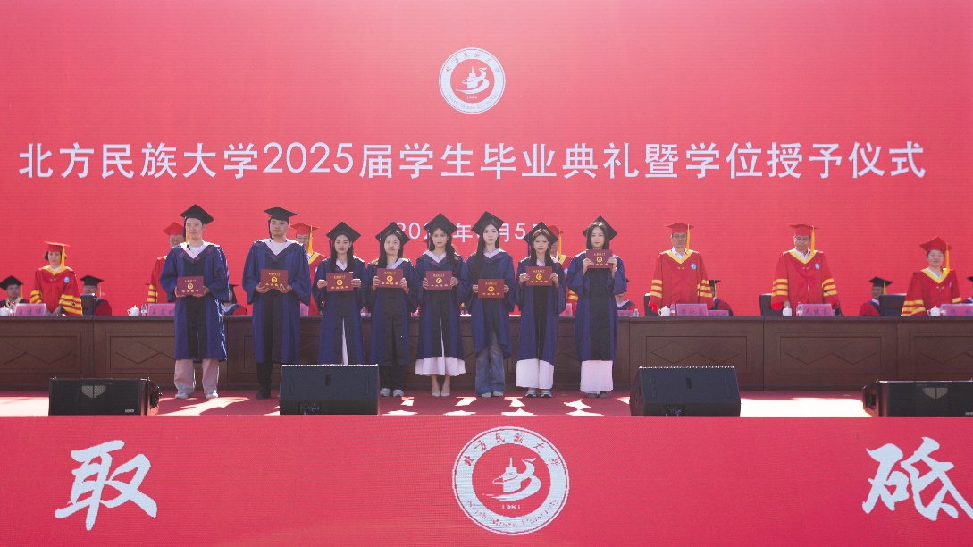 FF110B1DC5534F7AB7C592E0929_68367B48_376EA.jpg FF110B1DC5534F7AB7C592E0929_68367B48_376EA.jpg