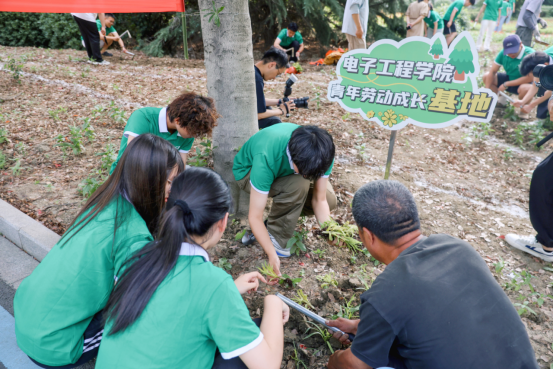 4D06FAA385F762842FD23FA2008_1A499C72_C7B4A.png 4D06FAA385F762842FD23FA2008_1A499C72_C7B4A.png