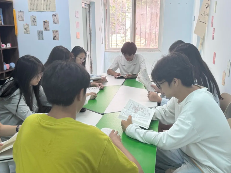 屏幕截图 2025-06-17 195613.png