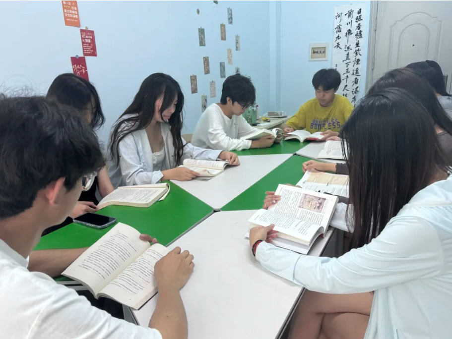 屏幕截图 2025-06-17 195623.png